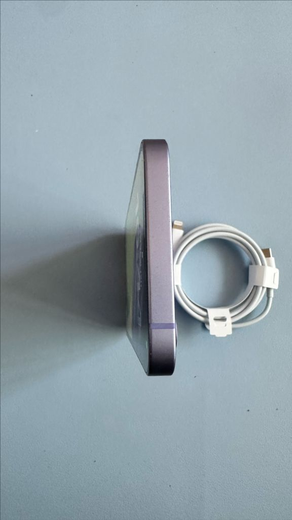 아이폰12퍼플 128기가 ,배터리79프로,케이스티파이 새상품2개 포함기능 ㅡ페이스아이디 터치 잘됨,모든기능정상배터리 이미지