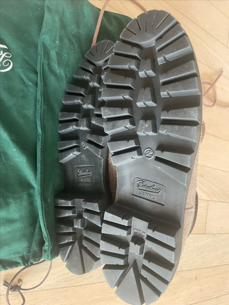 파라부트 아보리아즈 그레이 uk9 새제품 팝니다 이미지