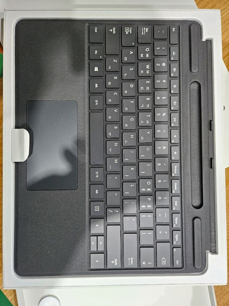 서피스프로X 패키지 256GB LTE 8GB 이미지