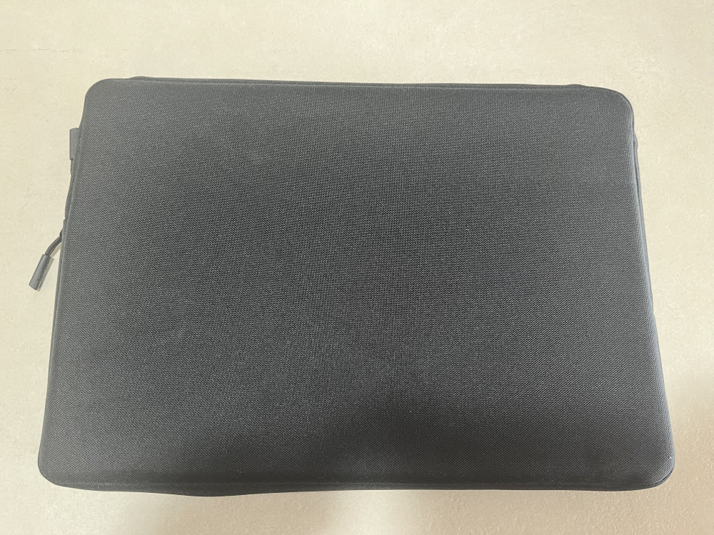 Tomtoc 탐탁 A13 노트북 파우치 케이스 40.6cm (16인치) / 색상 : 블랙 이미지