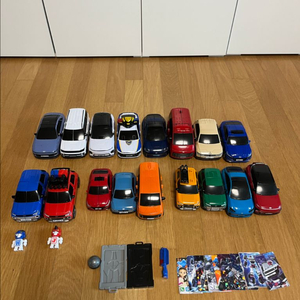 뉴또봇 켄,소닉,c,w,a,x,y,z 및 합체또봇 트라이탄, 트윈펀치, 테트란 일괄 판매합니다. 이미지