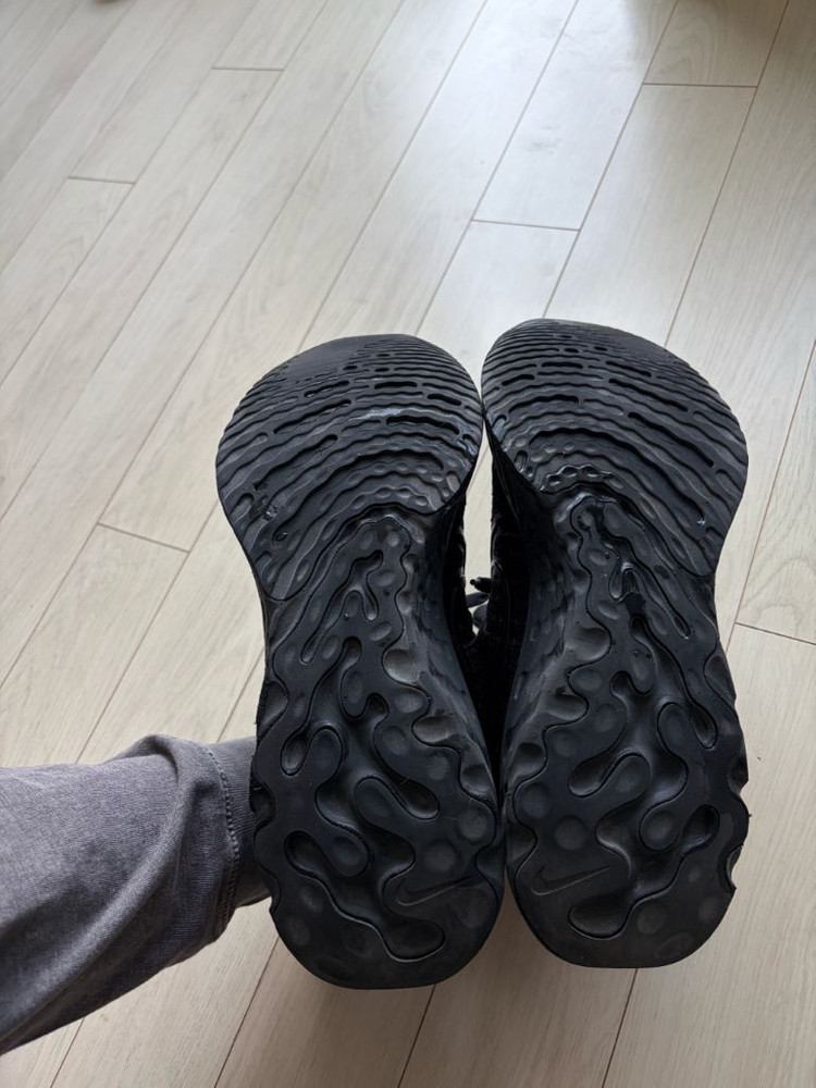 나이키 리액트 인피니티 런 플라이니트 3 올블랙 270 이미지