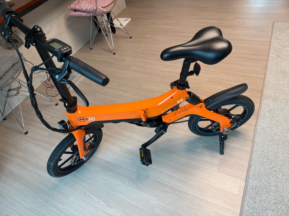 접이식 전기자전거 이미지