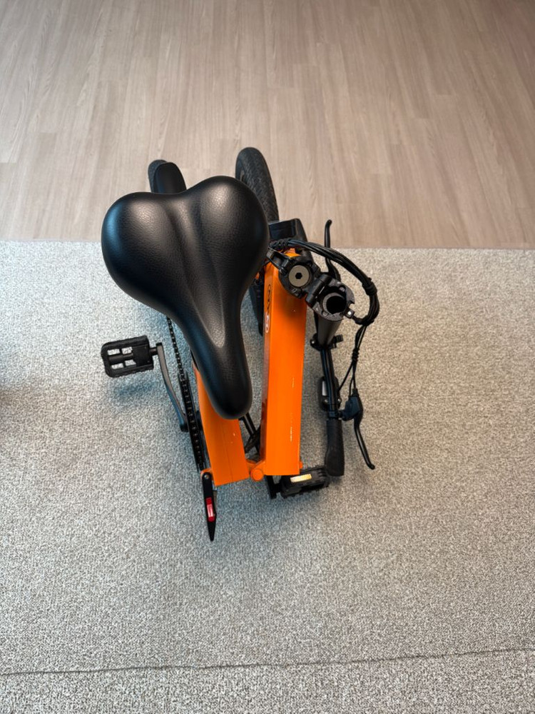 접이식 전기자전거 이미지