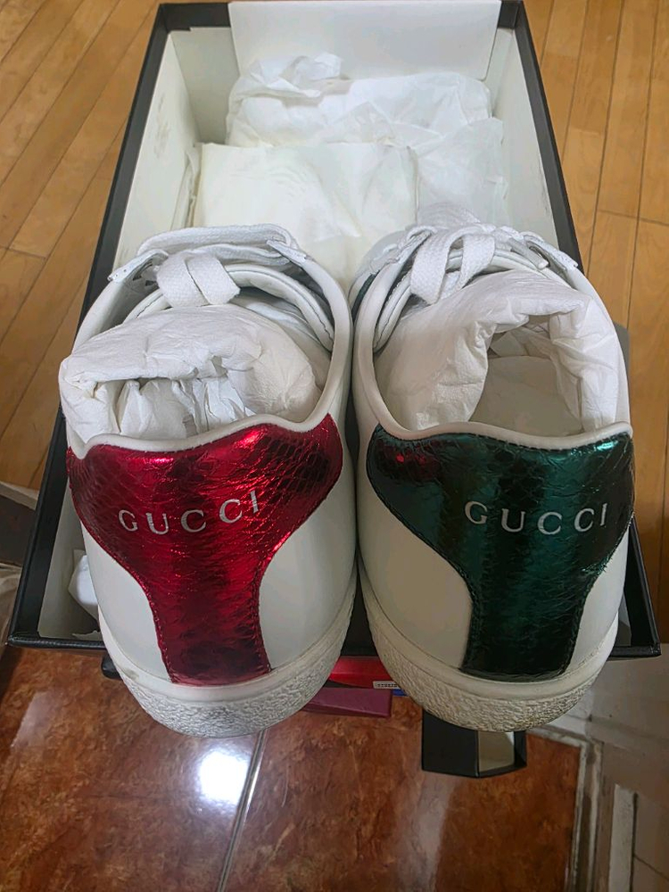 구찌 스니커즈 판매합니다. 이미지