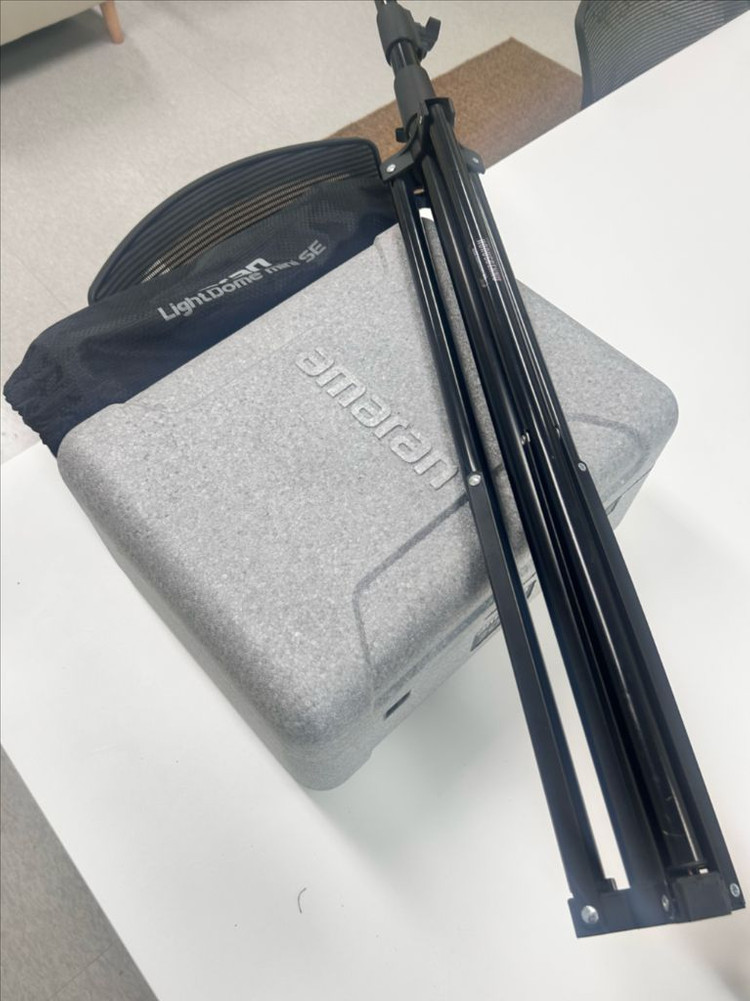 어퍼처 aputure amaran 300c 아마란 삼백씨 카메라 촬영 조명세트 이미지