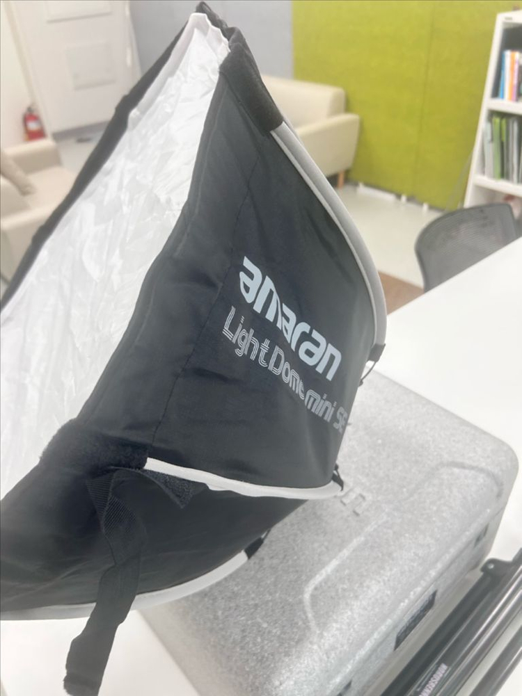 어퍼처 aputure amaran 300c 아마란 삼백씨 카메라 촬영 조명세트 이미지