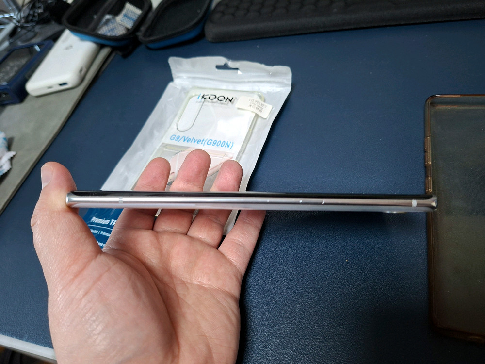 엘지 벨벳 이미지