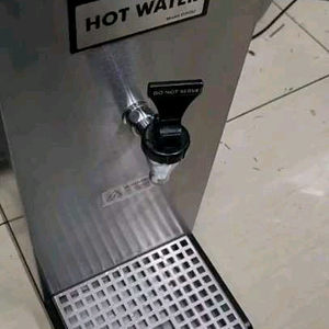 다원 핫워터 디스펜서 카페 온수기 물끓이기 DW202 상태좋음 경기광주 택배가능 이미지