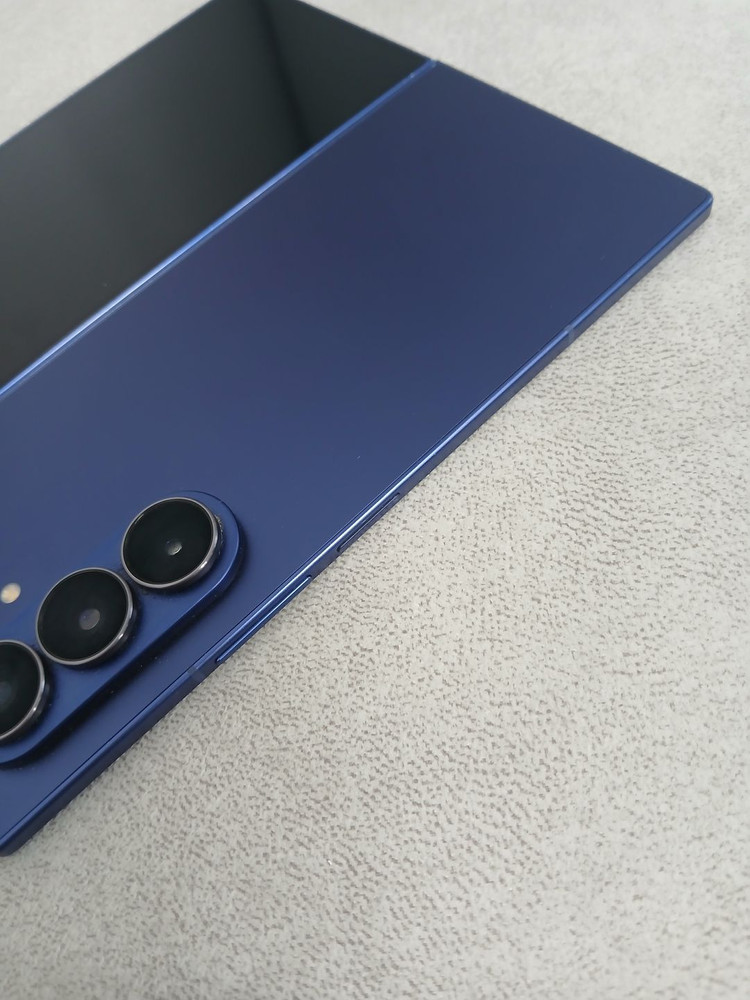 갤럭시Z폴드7 256기가 네이비 중고폰 공기계 선물폰 서브폰 효도폰 이미지