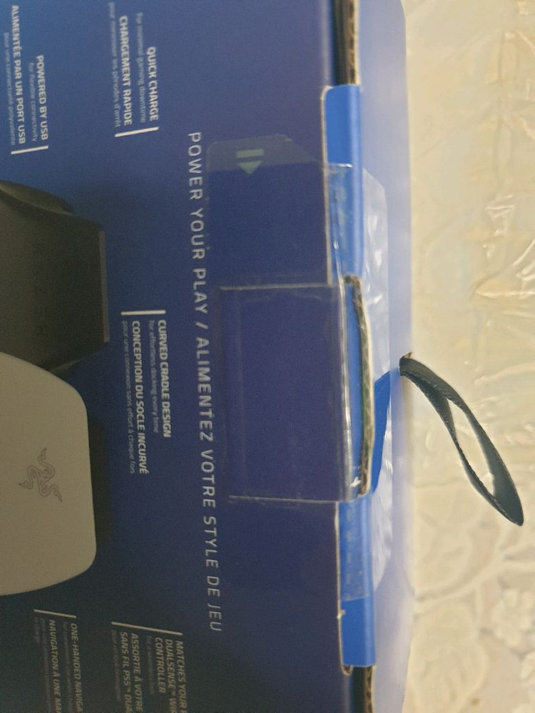 듀얼센스 레이저 충전거치대 화이트 미개봉 이미지