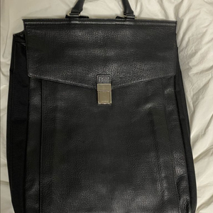 쿠론 루이스 남자백팩 이미지