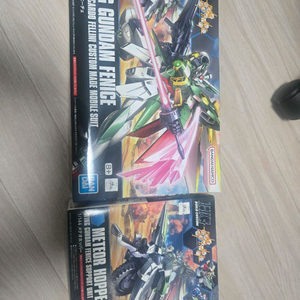 윙건담 페니체&메테오 호퍼 프라모델 세트 이미지