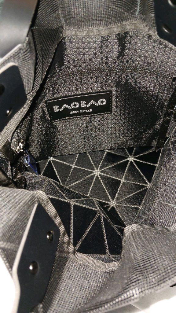 바오바오 토트백 팝니다 이미지