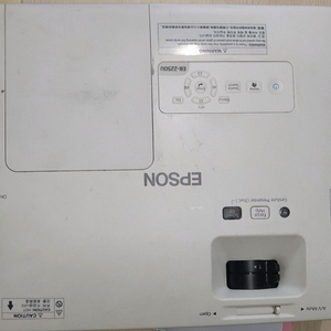 엡손 빔프로젝터 EB-2250U 단품 1000시간사용(컨디션좋음!) 이미지