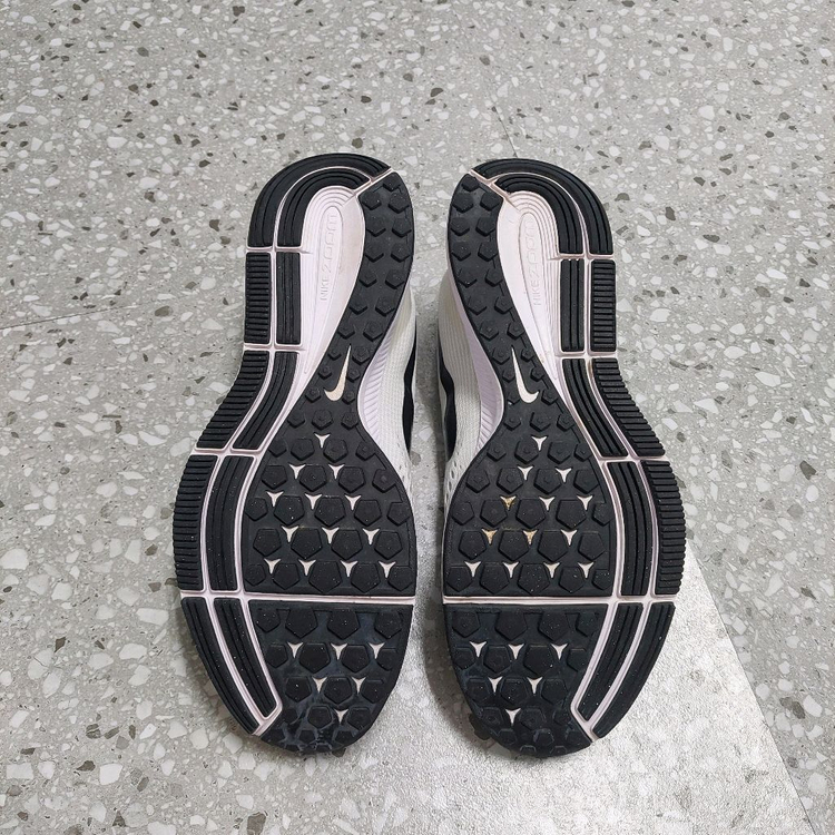 나이키 줌 페가수스34 TB 290 팝니다/ 런닝화 러닝화 보메로 스트럭쳐 플라이 이미지