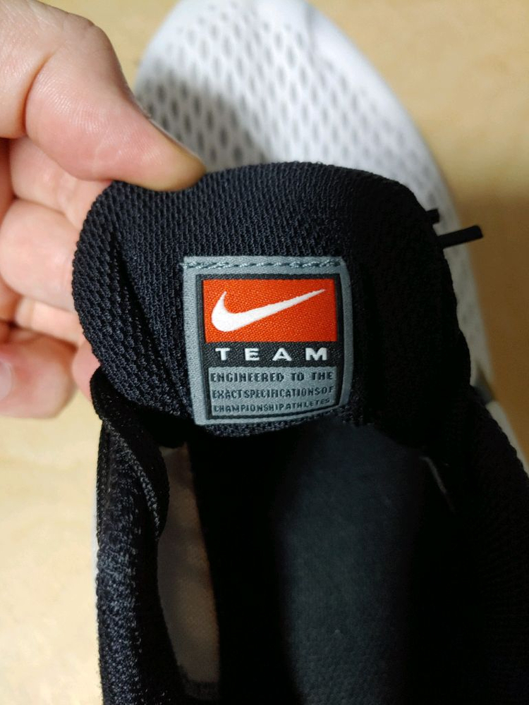 나이키 줌 페가수스34 TB 290 팝니다/ 런닝화 러닝화 보메로 스트럭쳐 플라이 이미지