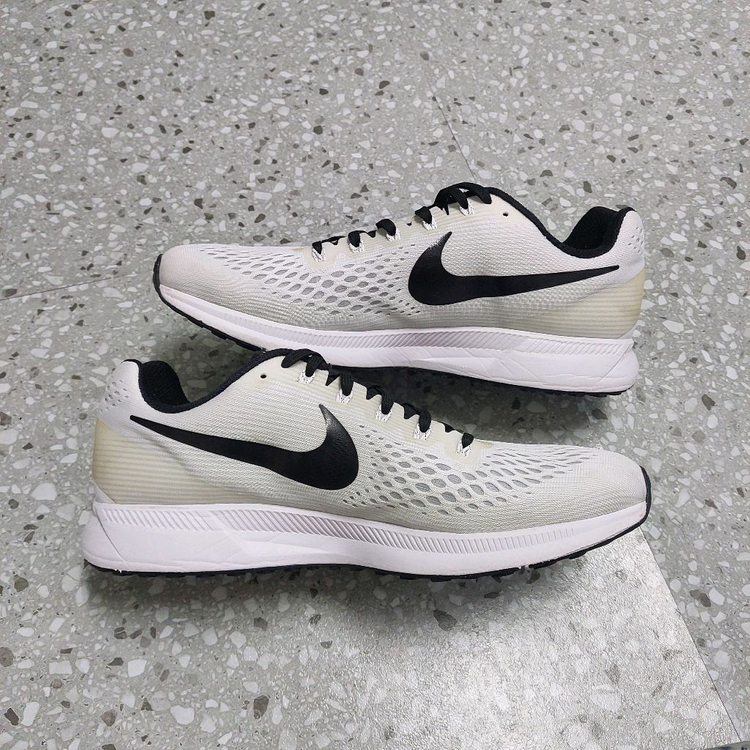 나이키 줌 페가수스34 TB 290 팝니다/ 런닝화 러닝화 보메로 스트럭쳐 플라이 이미지