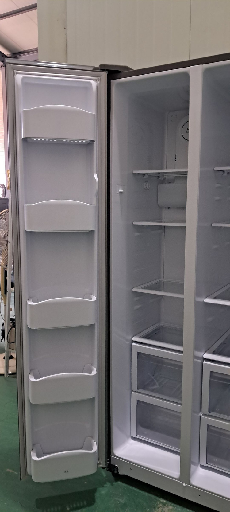 1621 대우클라쎄 550L 2도어양문형냉장고(메탈실버) 이미지