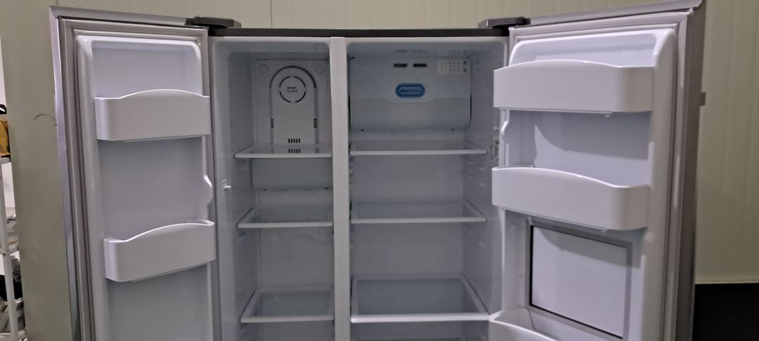 1621 대우클라쎄 550L 2도어양문형냉장고(메탈실버) 이미지