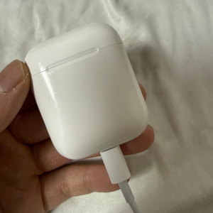 애플 정품 에어팟 2세대 이미지