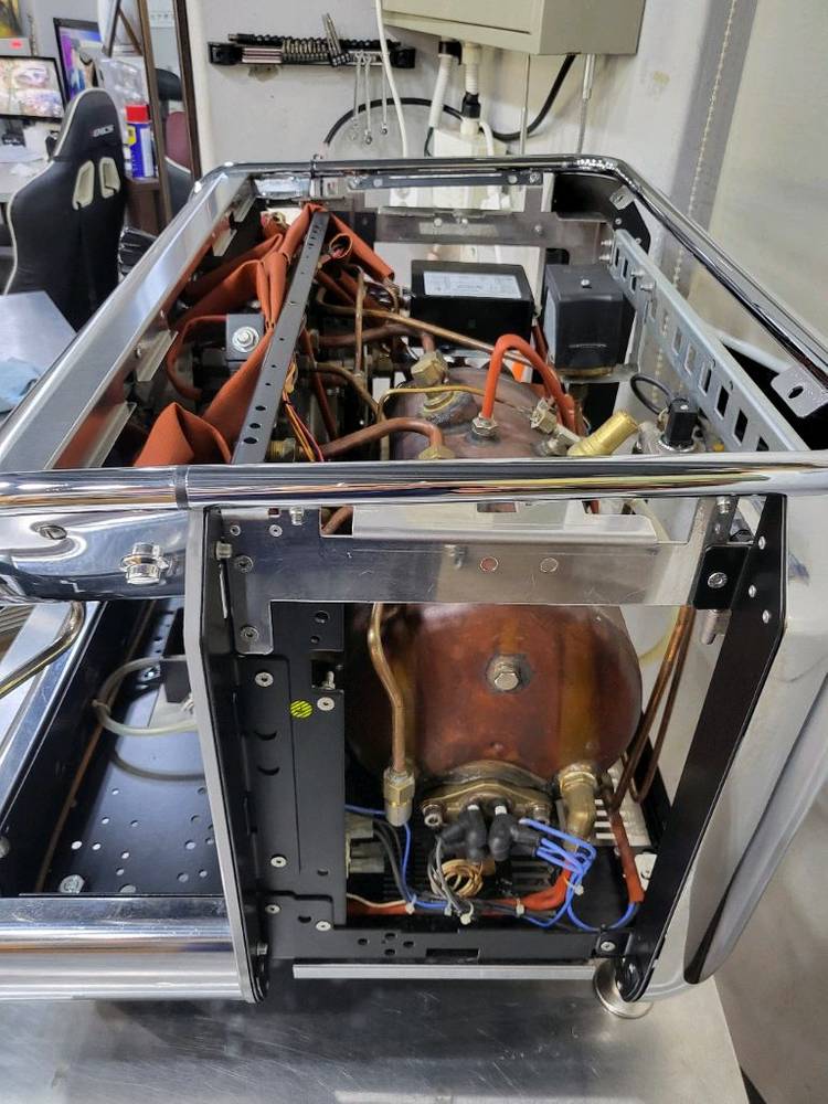 비에프씨 몬자 커피머신 라심발리전자동그라인더 포함 이미지