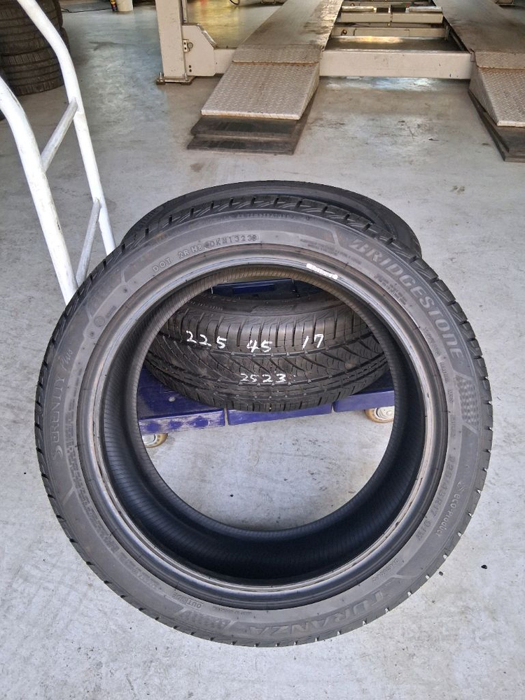 225 45 17.2254517중고타이어 양주동두천의정부싼타이어 이미지