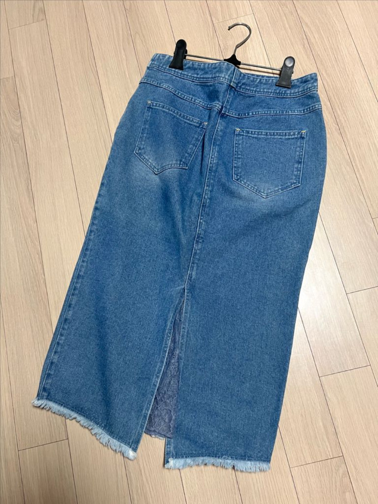 한섬 래트바이티 LATT 레이스 배색 데님 스커트 H라인 중청 롱치마 트임 슬릿 이미지