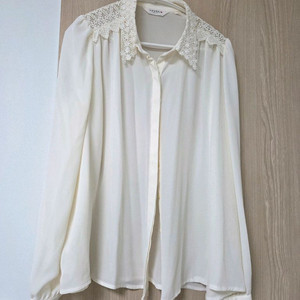 YOUKKI 레이스 블라우스 아이보리(77) 이미지