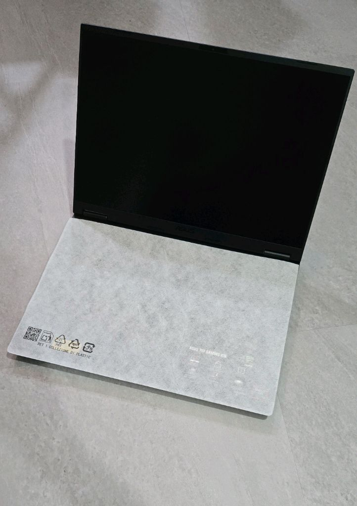 ASUS TUF A16 5060 게이밍노트북 이미지