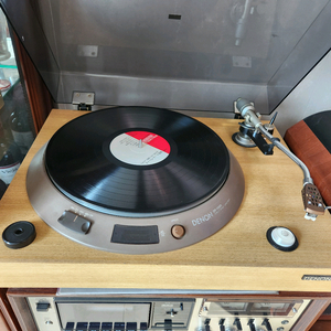 턴테이블 이미지