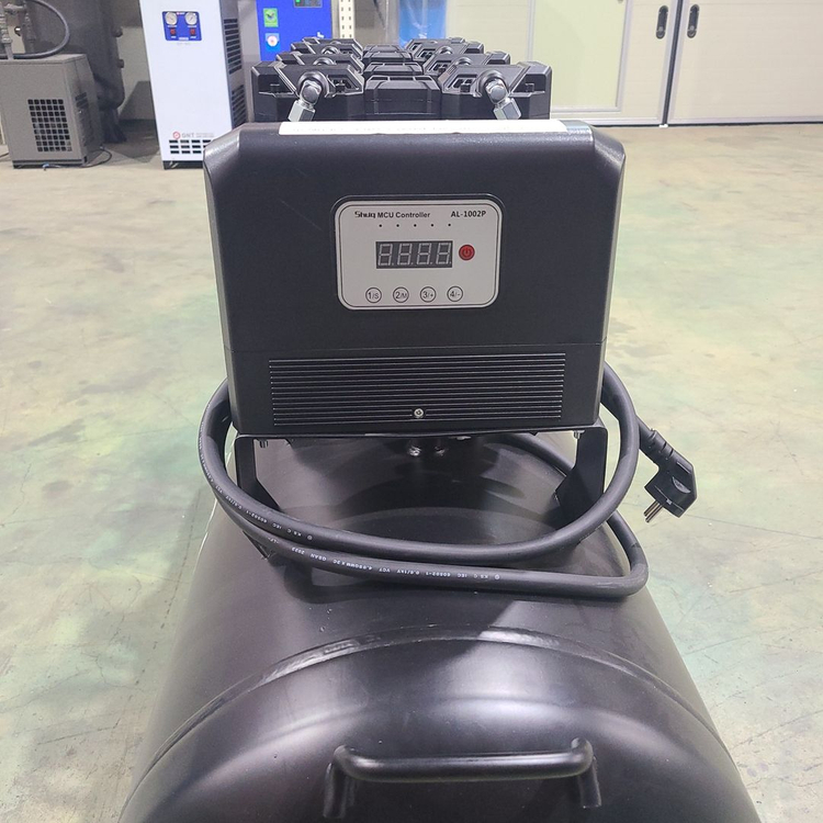 오일프리 8.5마력 콤프레샤 리퍼 중고 콤프레셔 이미지