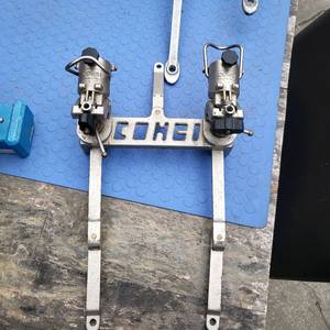 낚싯대 받침틀 낚싯대 뒤꽂이 이미지