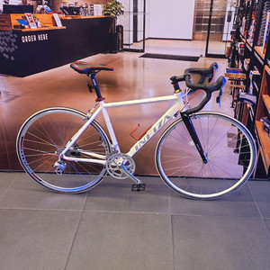 택배가능 대구섬세하게 심혈을기울여 준비한 로드 자전거팜니다 이미지