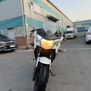 cbr125 15년형 3만 아크라정품 판매 이미지
