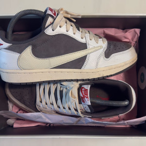 나이키 조던 스캇 리버스 모카 260 이미지