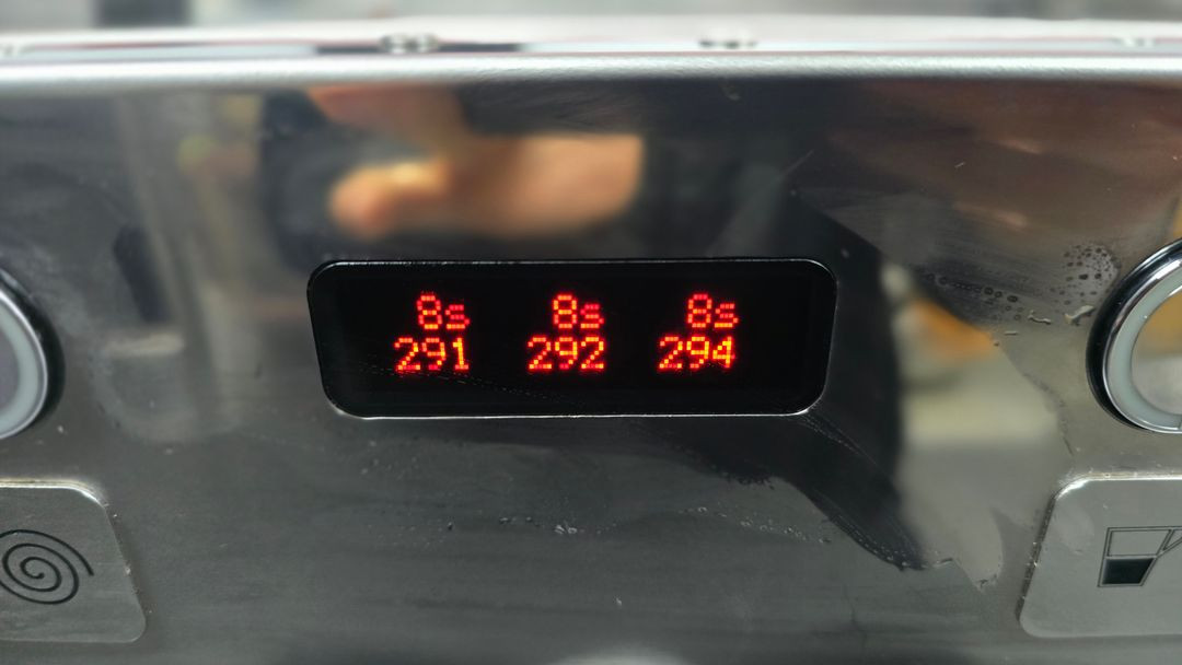 라마르조코 리네아pb 3그룹 화이트 판매합니다. 이미지