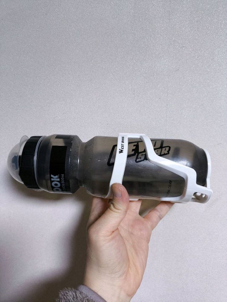 웨스트바이킹 자전거 물통케이지 생수 거치가능 이미지