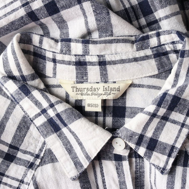 써스데이아일랜드 화이트 네이비 체크 린넨 코튼 롱 셔츠 원피스 이미지