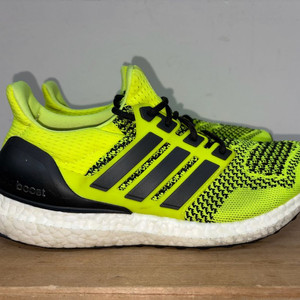 아디다스 울트라 부스트 255 이미지