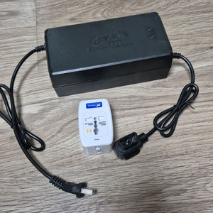 니우엔프로 전기스쿠터 4A GTS 방전 살리는 충전기 팝니다 이미지