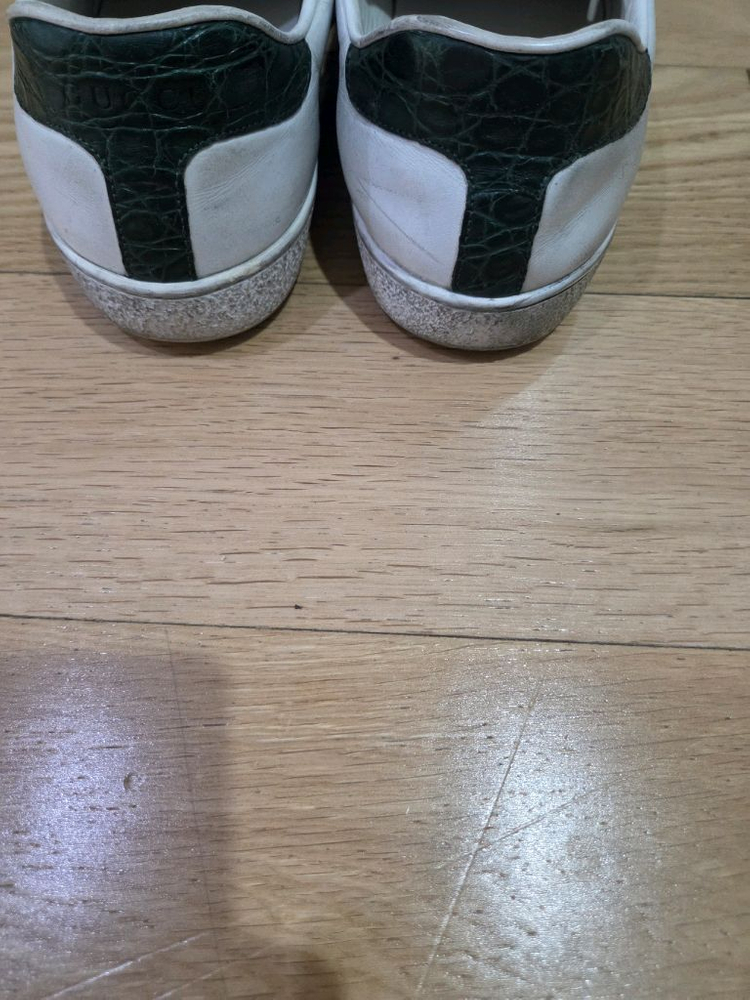 정품 구찌 남자 스니커즈 7사이즈(260) 팝니다 이미지