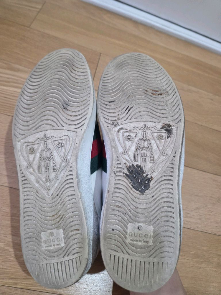 정품 구찌 남자 스니커즈 7사이즈(260) 팝니다 이미지