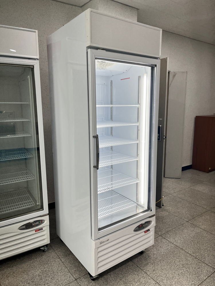 쇼케이스냉동고 간냉식 아이스크림 밀키트 보관 냉동쇼케이스 중고 화이트 유리도어 정육 고기 보관 이미지