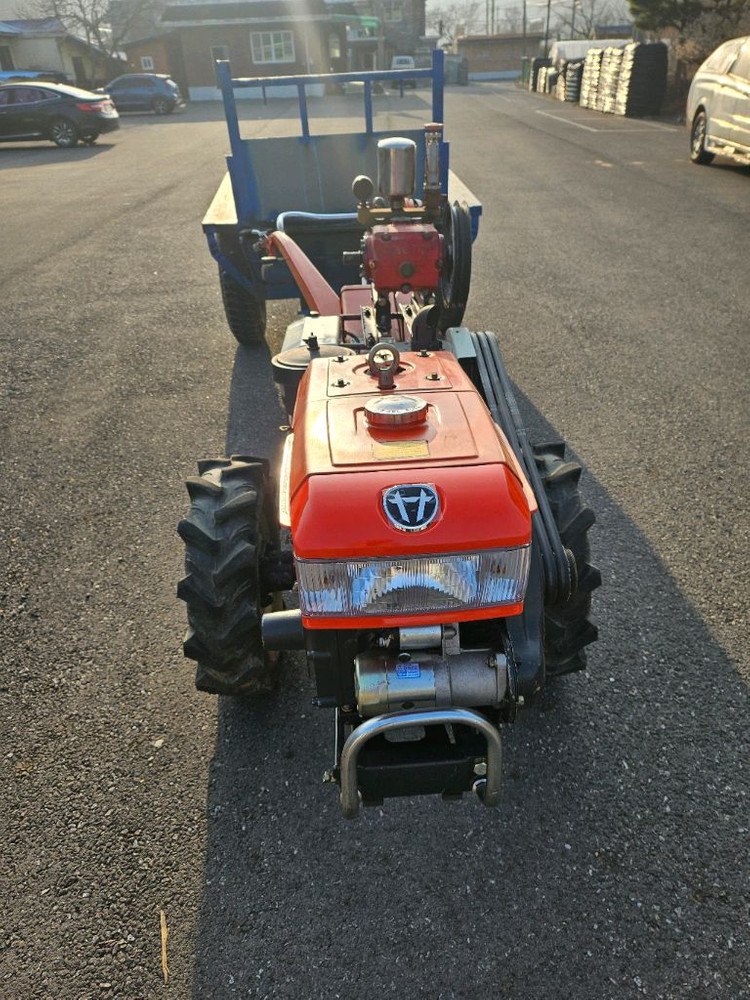 신형대동경운기 (10마력.) 키시동겸용 이미지