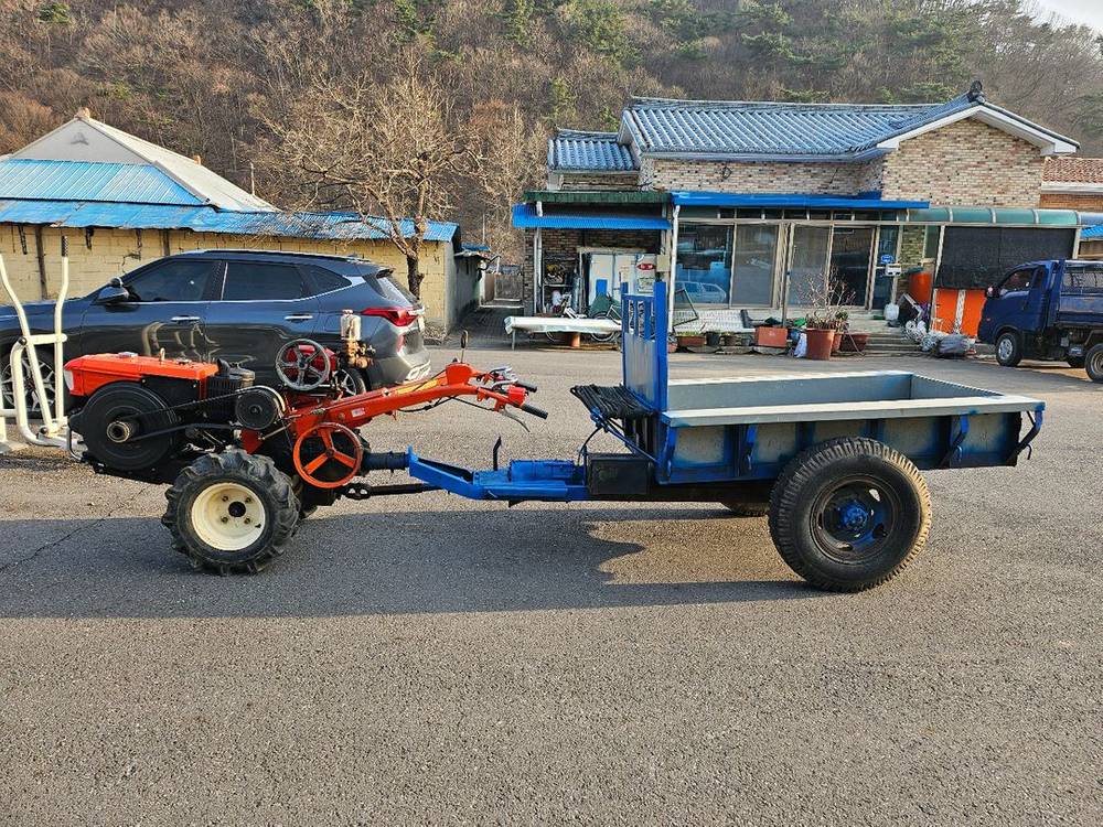 신형대동경운기 (10마력.) 키시동겸용 이미지