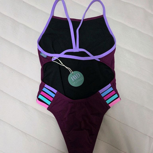 제이드 레녹스 수영복 우8 이미지