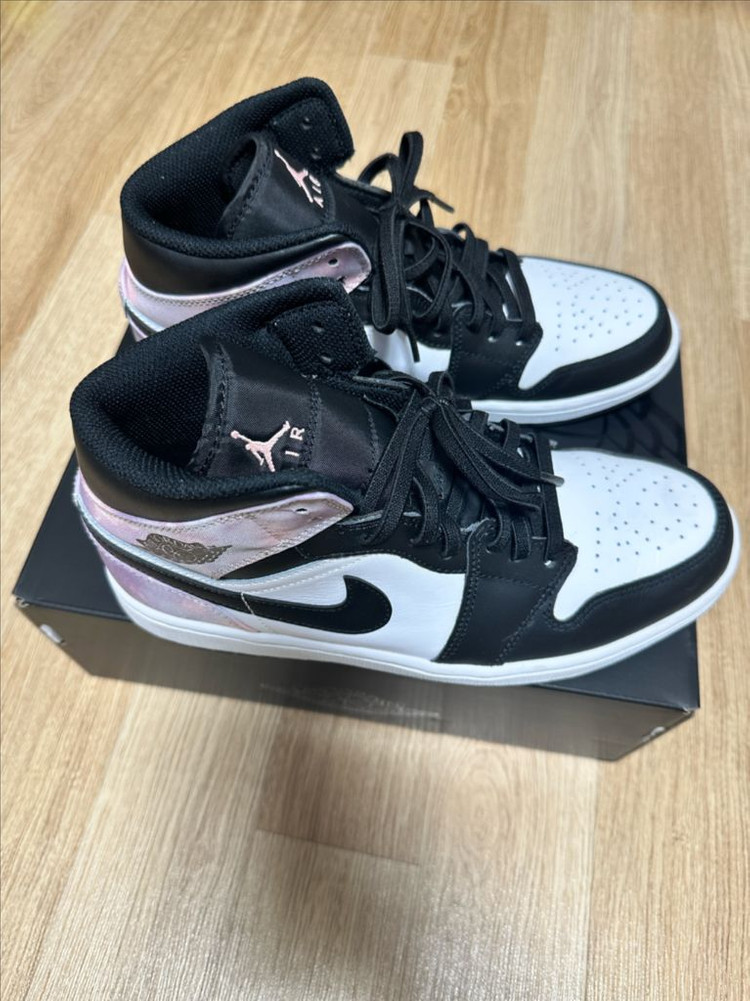 나이키 조던 1 미드 화이트 블랙 타이다이 265 이미지