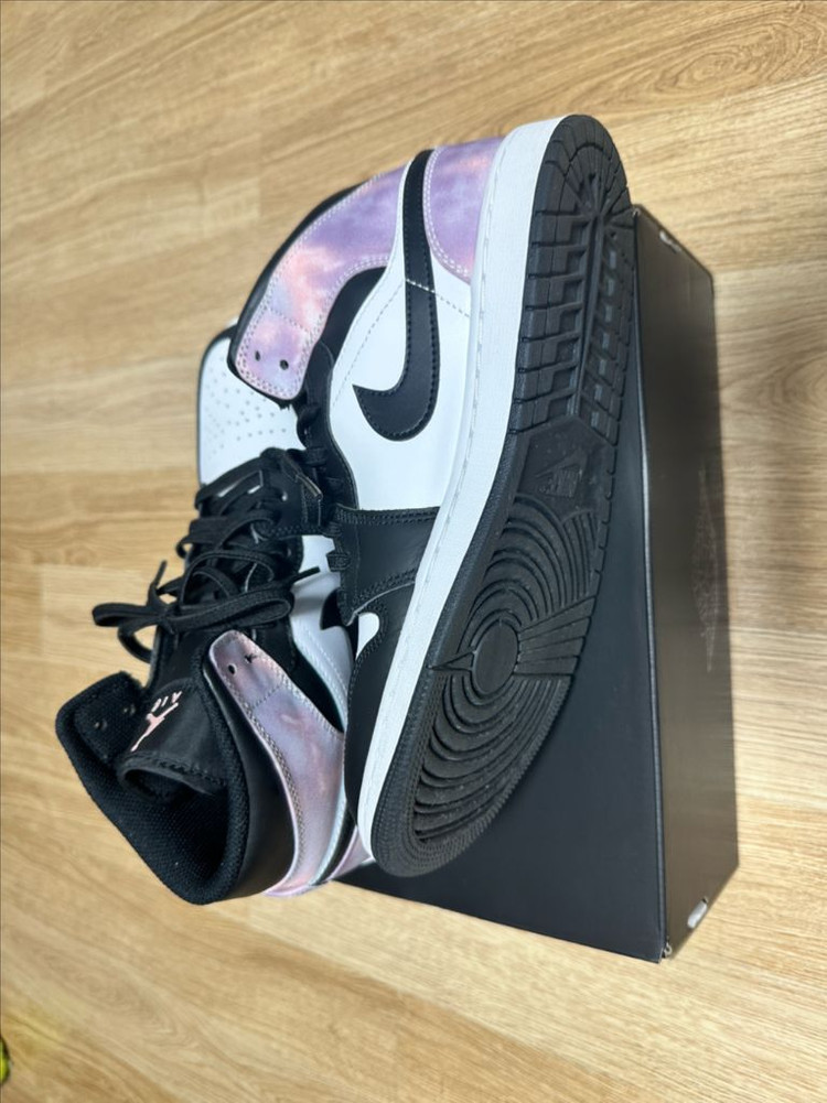 나이키 조던 1 미드 화이트 블랙 타이다이 265 이미지