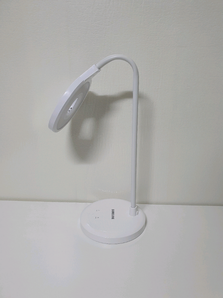 삼성 생체리듬 스탠드 조명 공부 책상 독서등 SI-GM9C08A1A2D 이미지